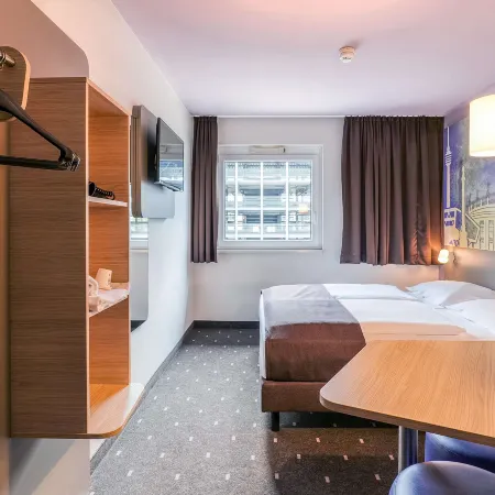 B&B HOTEL Stuttgart-Vaihingen