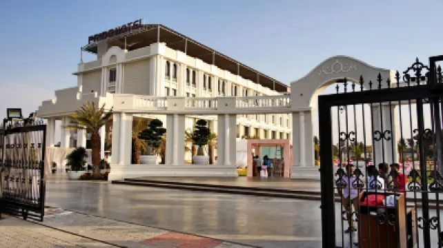 Pride Hotel & Convention Centre Indore Hotels in 