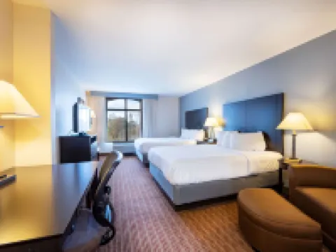 Holiday Inn Express & Suites RALEIGH WEST - LENOVO CENTER by IHG Hotels in Meredith