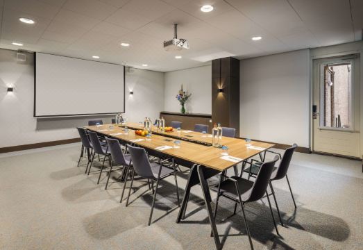 NH 암스테르담 센터의 조식 뷔페