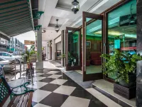 Green Hotel - 2-Star