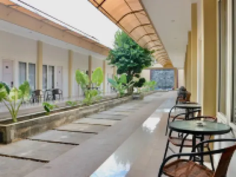 El Malik Hotel Sumenep Hotels in Sumenep
