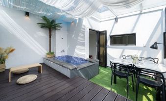 Geoje Island the Terrace Pension (Renovated)