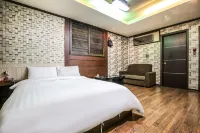 Jincheon S - Motels