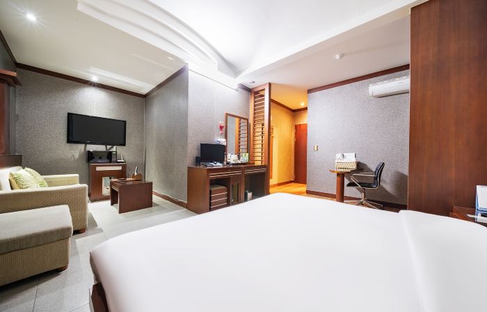 Luxury Hotel