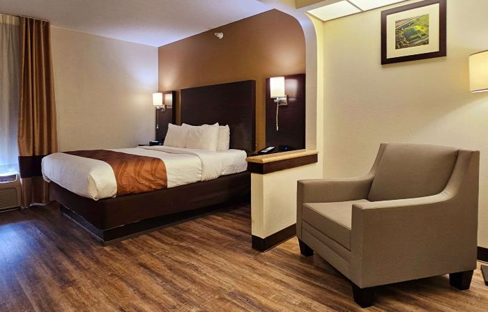 Quality Inn & Suites Near St Louis and I-255