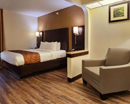 Quality Inn & Suites Near St Louis and I-255 Hotels in St. Clair County