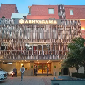 Abhyagama Hotel