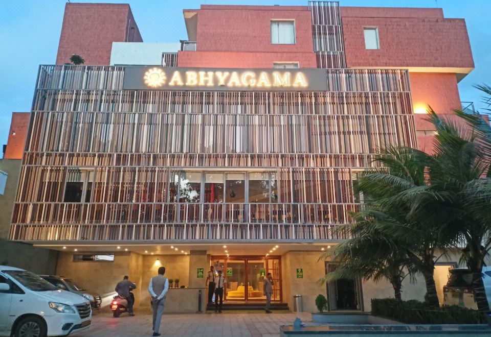 hotel overview picture