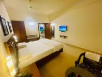 Hotel Bombay Inn - 3-Star