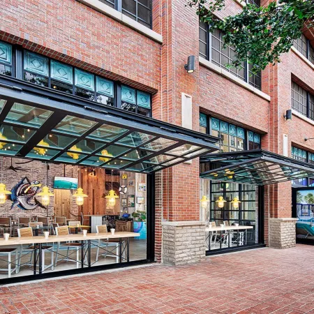 Margaritaville Hotel San Diego Gaslamp Quarter Отели рядом с достопримечательностью «Музей Железнодорожных Моделей»