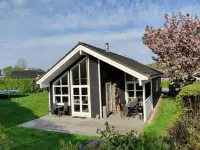 "Holmwith" - 200m from the Sea