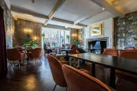 The Swan Hotel Wells - parking
