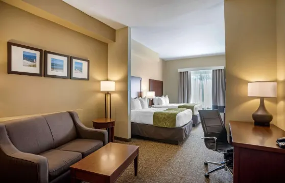 弗利北部灣岸舒適套房酒店