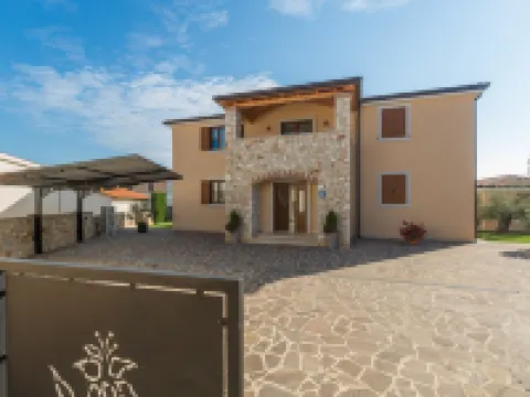 Villa Vatovac Hotels in Tar