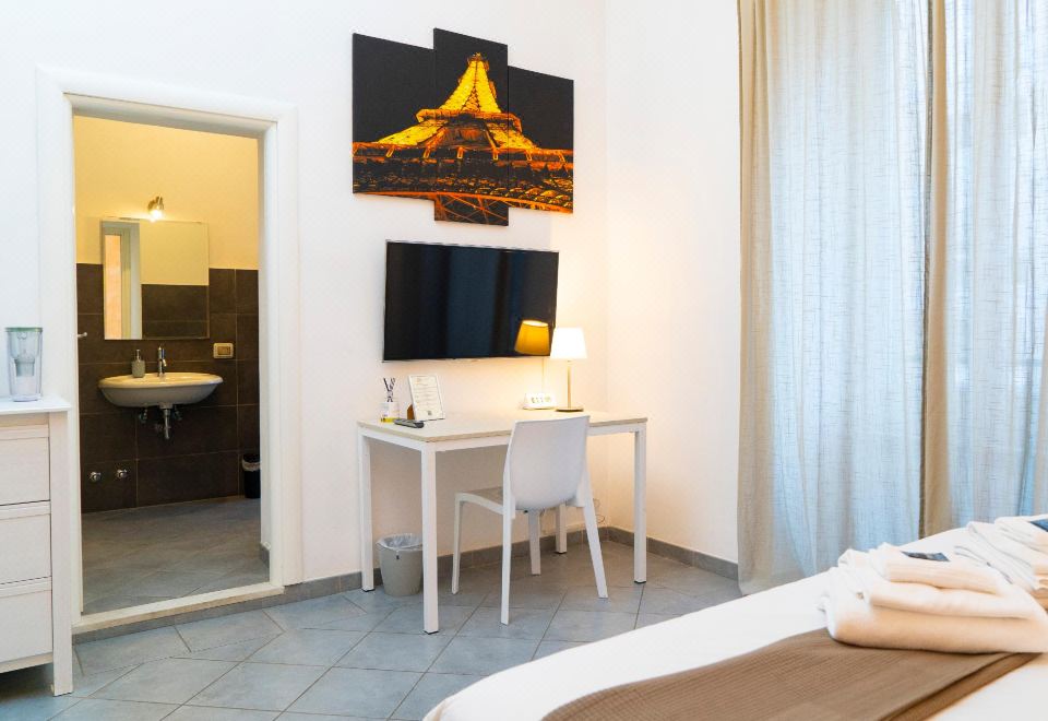 Salotto Piramide