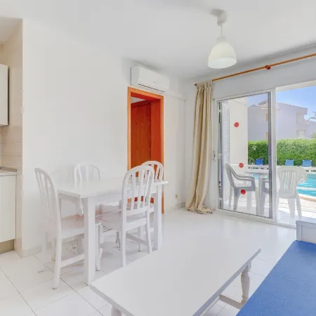 Apartamentos Llevant