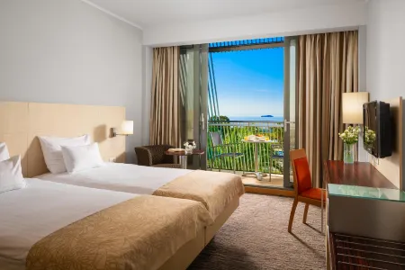 Valamar Lacroma Hotel