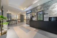 HOTEL YOGI - سبا