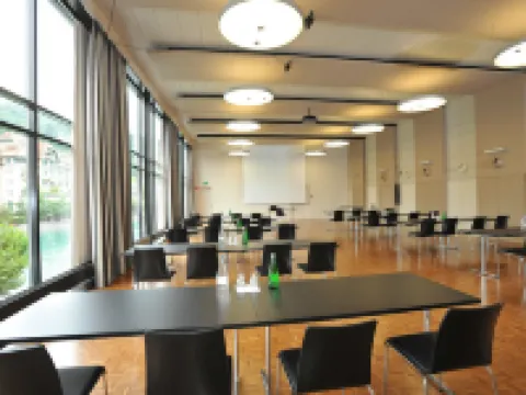 Hotel Aare Thun โรงแรมในธูน