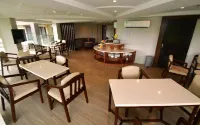 Canyon Hotels & Resorts Boracay - breakfast
