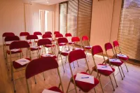 Golf Hotel de Mont Griffon Hotels in Asnieres-sur-Oise