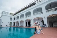 Queen Thanbula Hotel Bagan - piscina