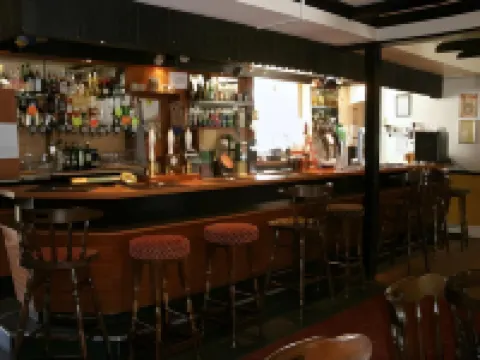 Sportsmans Valley Hotel