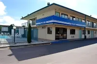 Motel 6 Carlsbad, NM