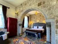 The Red Horse Hotel