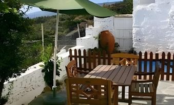 Las Chimeneas