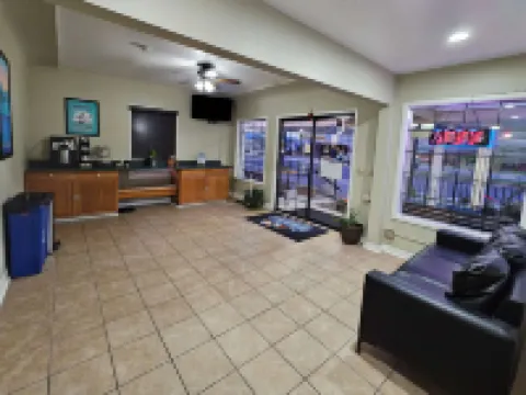 Travelodge by Wyndham Wenatchee Hotels in Wenatchee