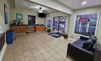 Travelodge by Wyndham Wenatchee