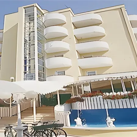 Salus Smart & Chic Hotel Отели рядом с достопримечательностью «Фаро»