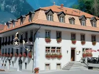 Romantik Hôtel l'Etoile Hotels near Charmey Aventures