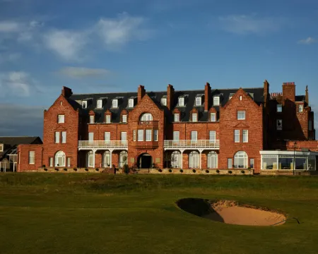 マリン トローン トルーンのホテル