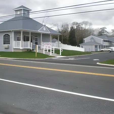 Village Inn & Suites - Smithville
