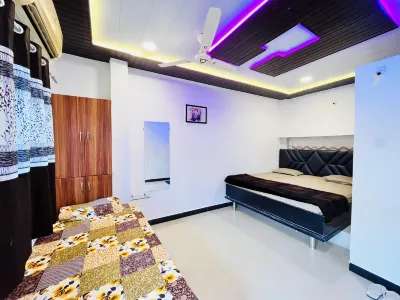 Pallav Guest House Hotels near Maharana Pratap Udhyan
