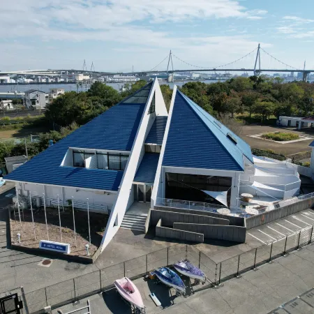 Osaka Hokko Marina Hull