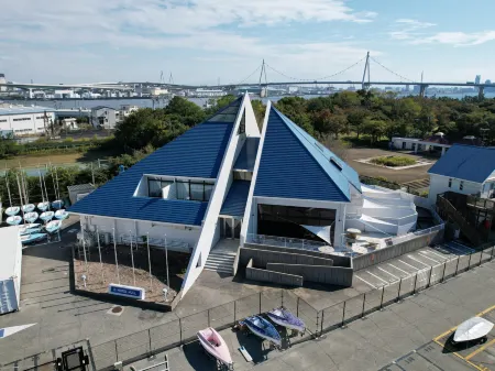 Osaka Hokko Marina Hull