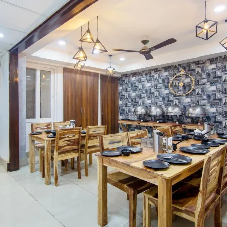 Hotel Divine India Noida Sector 135