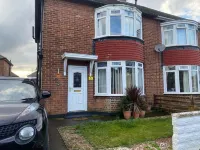 Spacious 3-Bed House in Darlington Hotels in Hurworth