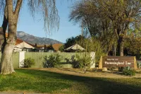 Hummingbird Inn Hotels near Krishnamurti Center
