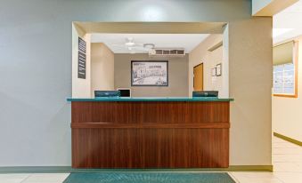 Super 8 by Wyndham Gurnee