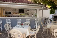 Princess Hotel - Barer