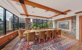 High Peaks Resort