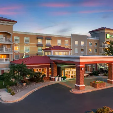 Holiday Inn & Suites MAPLE GROVE NW MPLS-ARBOR LKS by IHG