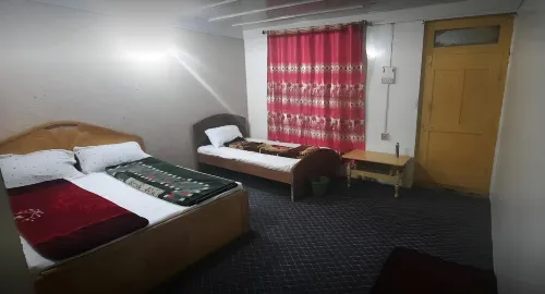 Hotel Green Hills Thall Kumrat - 2つ星