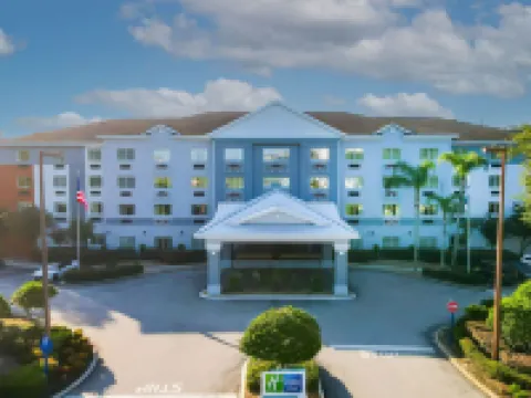 Holiday Inn Express & Suites CLERMONT SE – WEST ORLANDO by IHG Hotels in Four Corners
