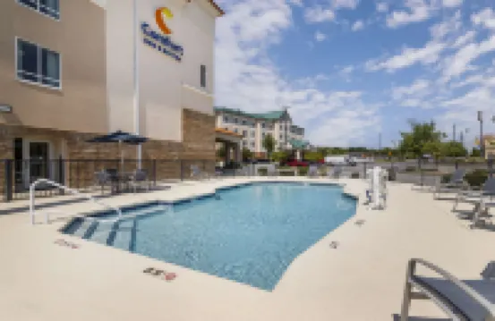 Comfort Inn & Suites
